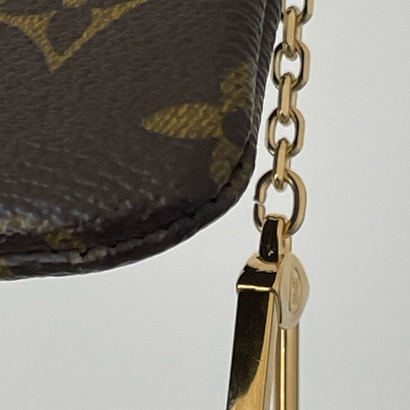 Louis Vuitton key Clé - Picture 9 of 14
